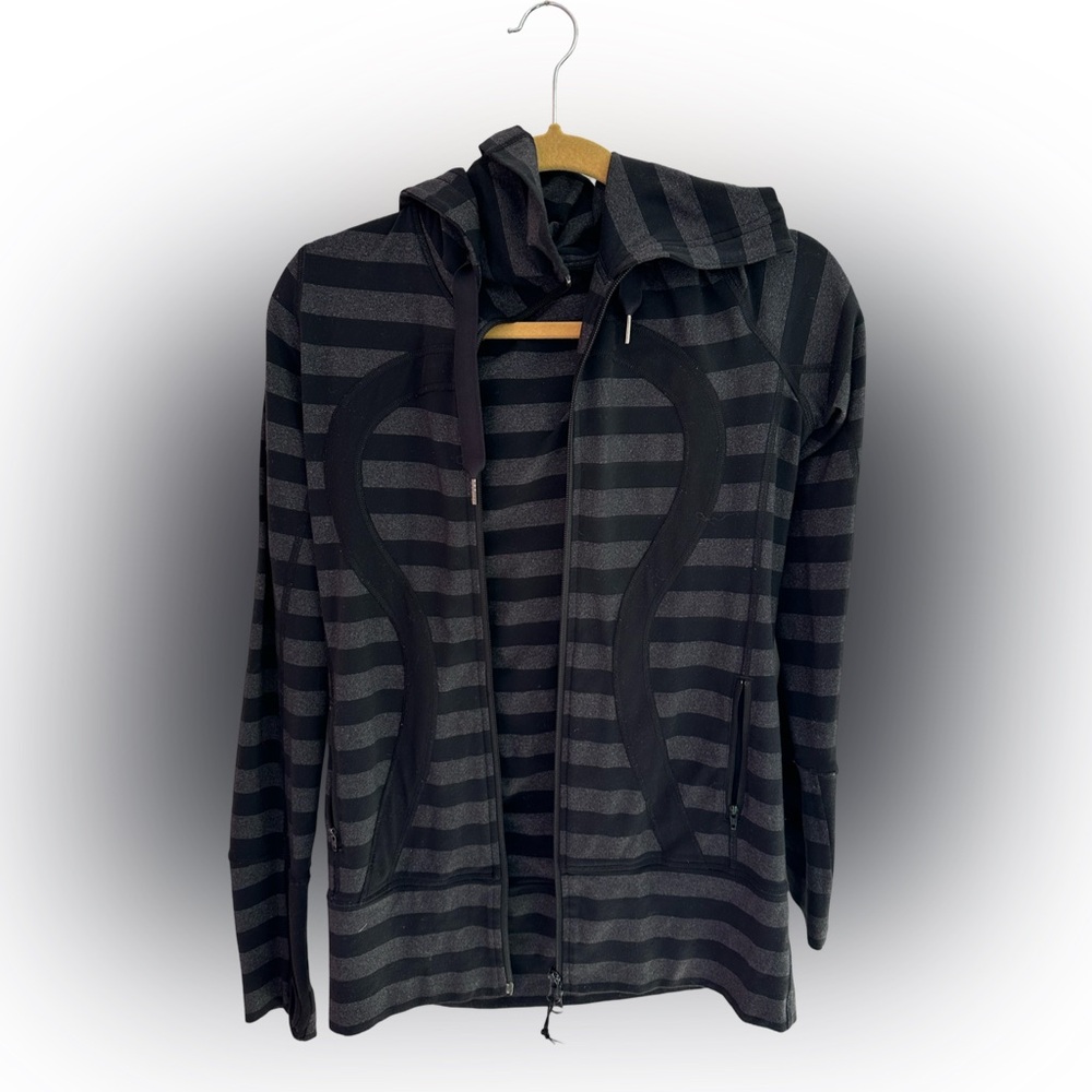 Lululemon zip up hoodie
